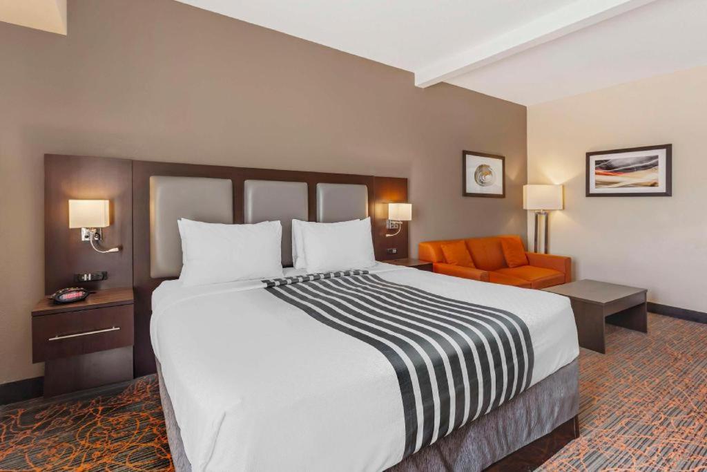 Hotel Western Executive 3*
